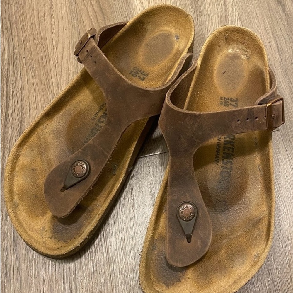 Birkenstock Gizeh sz 37 Brown oiled Leather Sandals